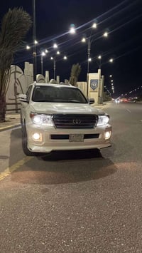 لاندكروز بريم • ٢٠١٣ • رقم بغداد