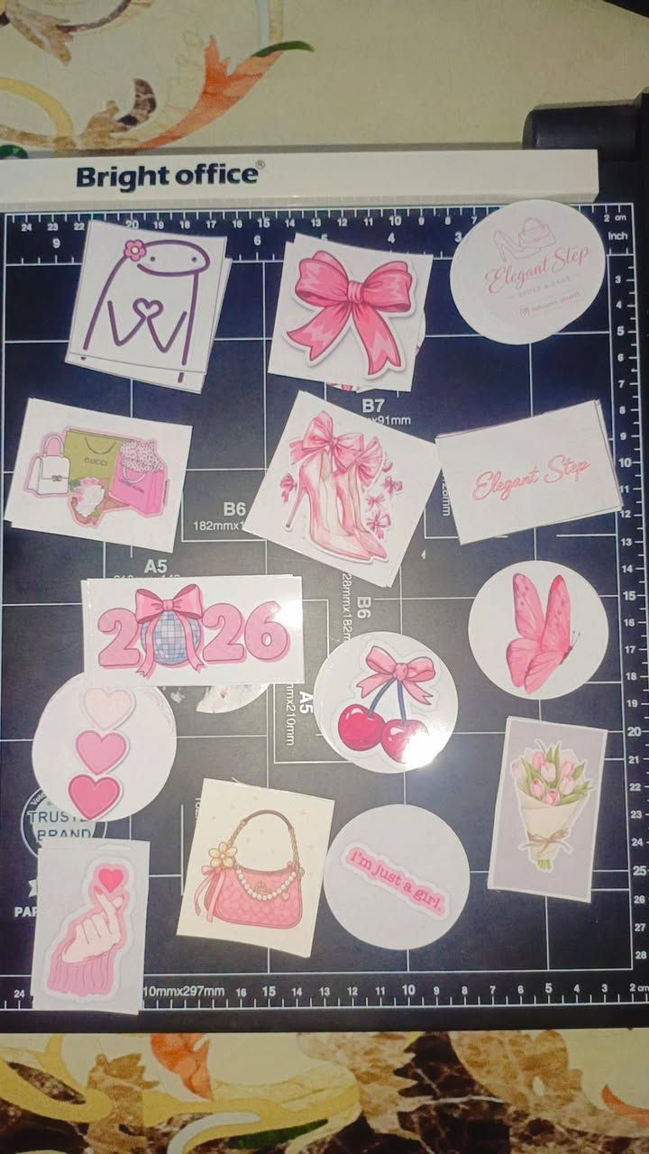 طباعه صور لوحات خشبية
ورق ضد الماء شغل درجة اولى مداليات وستيكرات 
لتواصل واتساب 
0771 288 6815
وعدنة توصيل داخل الكوت
