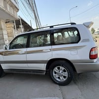 سياره لاندكروز موديل 2007 لون ابيض سياره مال بيت نضيفه وممشاها قليل 20...