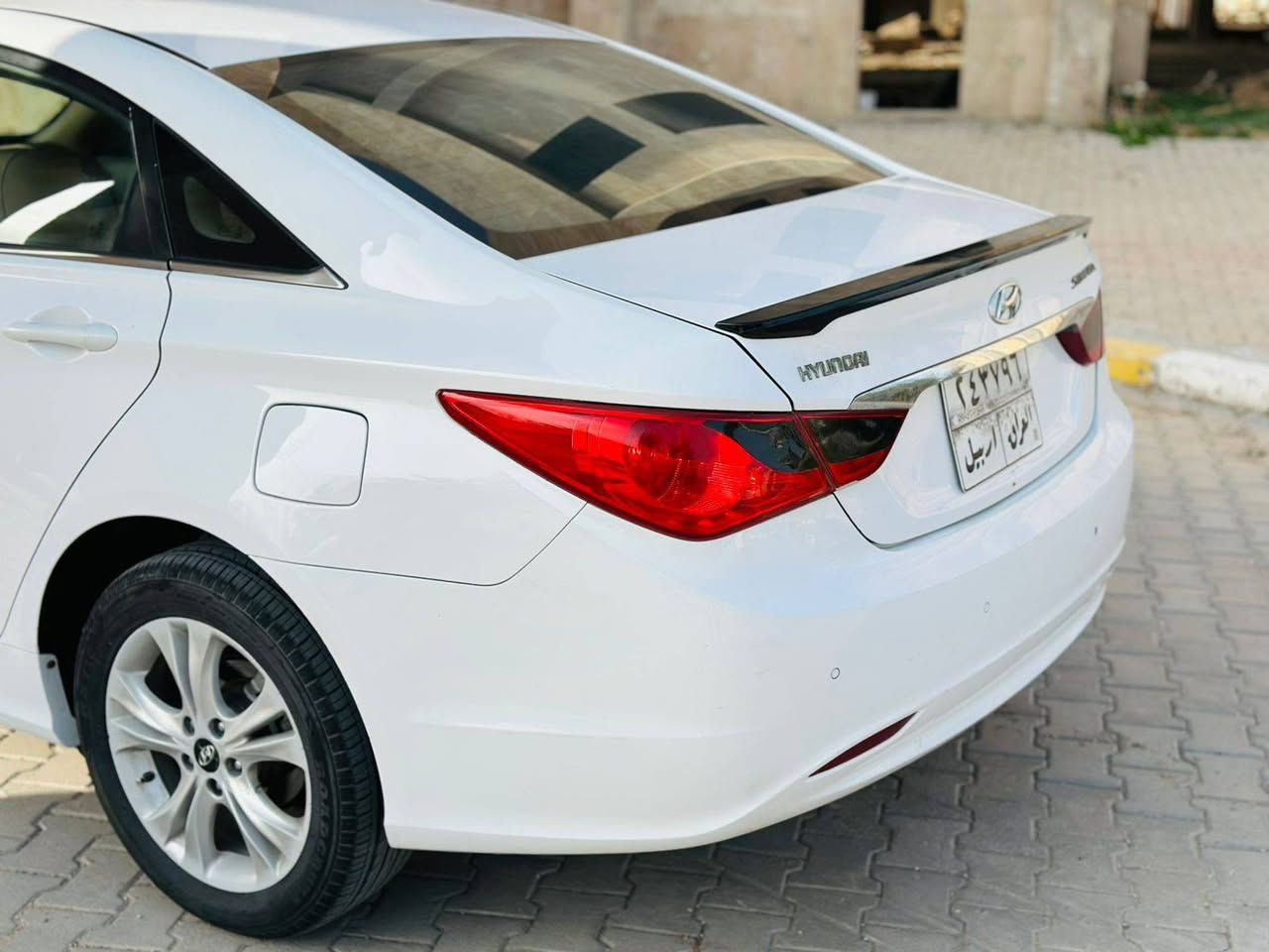 سوناته موديل ٢٠١٢. مكفوله باب صدر مفتوح لا ضربه ولا اي شي مراوس بصني ٢٥ زيرو ***********  نجف
