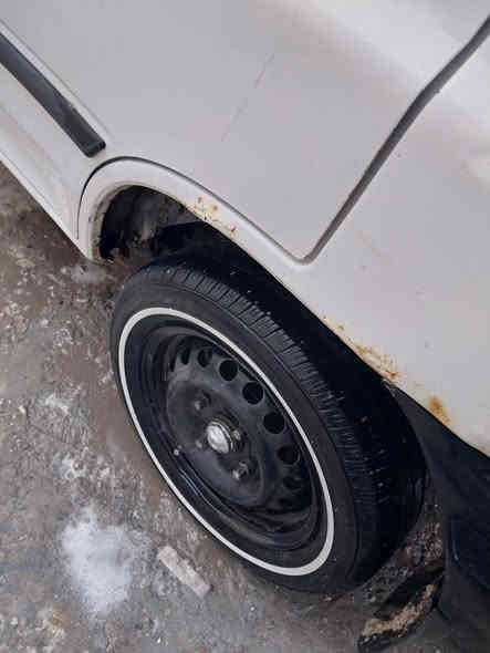 (اني مكلف بل نشر)  سلام عليكم سايبه موديل 2009 رقم بغداد دولي بسمي مكفوله من ضربه ولصبغ كير محرك مكفولات تبريد تخم تاير صدر كل جديد سعرها 36وبيها مجال قليل فقط بيها الدواير مخيسات *********** عنوان بغداد حي اور
