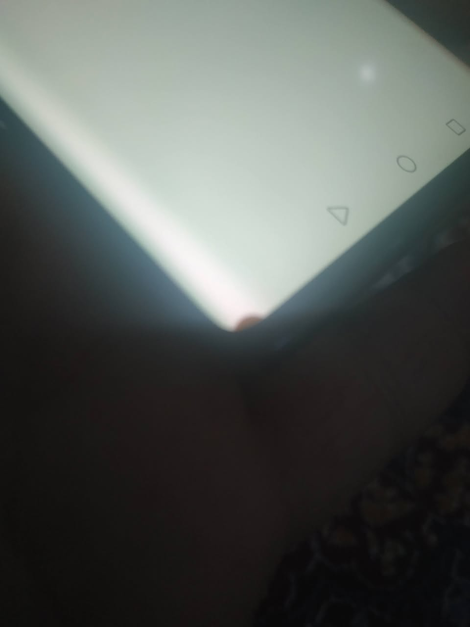 هةواوى مةيت ٣٠ برؤ
رام ٨
زاكيرةى ٢٥٦ شوشةى بشتةوةى كاميراكةى شكاوة و بةلةيةكى زؤر بجوك لو خوارةوةى شاشةكةى هةية بي عةيبة و بةشةرت .

سعر ١٩٠ هةزار .


**إذا كنت صاحب هذا الإعلان وتريد حذفه لأي سبب، رجاءا أرسل رسالة إلى الدعم الفني**