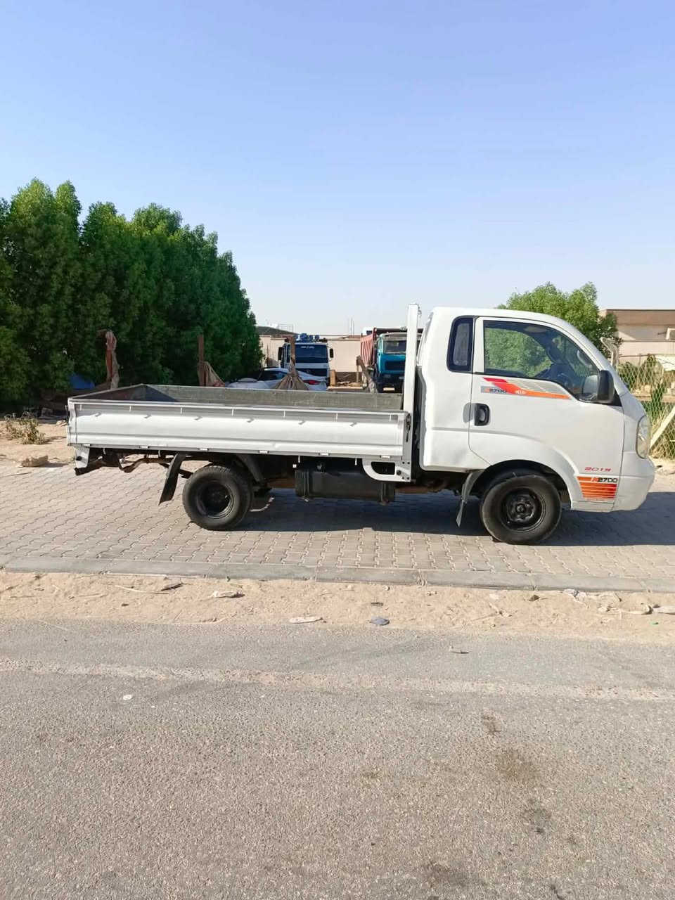 السلام عليكم متاح كيه بنكو 2010 مكينه2700 رقم واسط مشروع وطني انكليزي  السياره مكفوله كير محرك شواصي مكفوله من ظربه السعر /88/ وبيهة مجال / مكان السياره النجف الاشرف للاستفسار / ***********/
