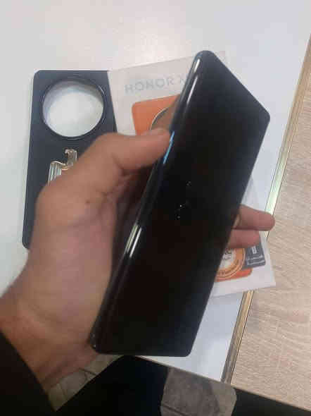 HONOR X9b 5G/
ROM256GB
RAM12GB
270الف وبي مجال

كارتون وشاحنه ويا

***********
