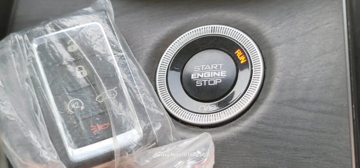 *--مشحونه إلى منفذ سفوان--*
*بإمكان التخريج بكتاب شهداء*
*جيب كراند شيروكي موديـ2024ـل*
*السعر169$(جاهزه)فـول لمتــدد*

عندك كتاب شهداء تعقيب 8ورقات

***********

***********
