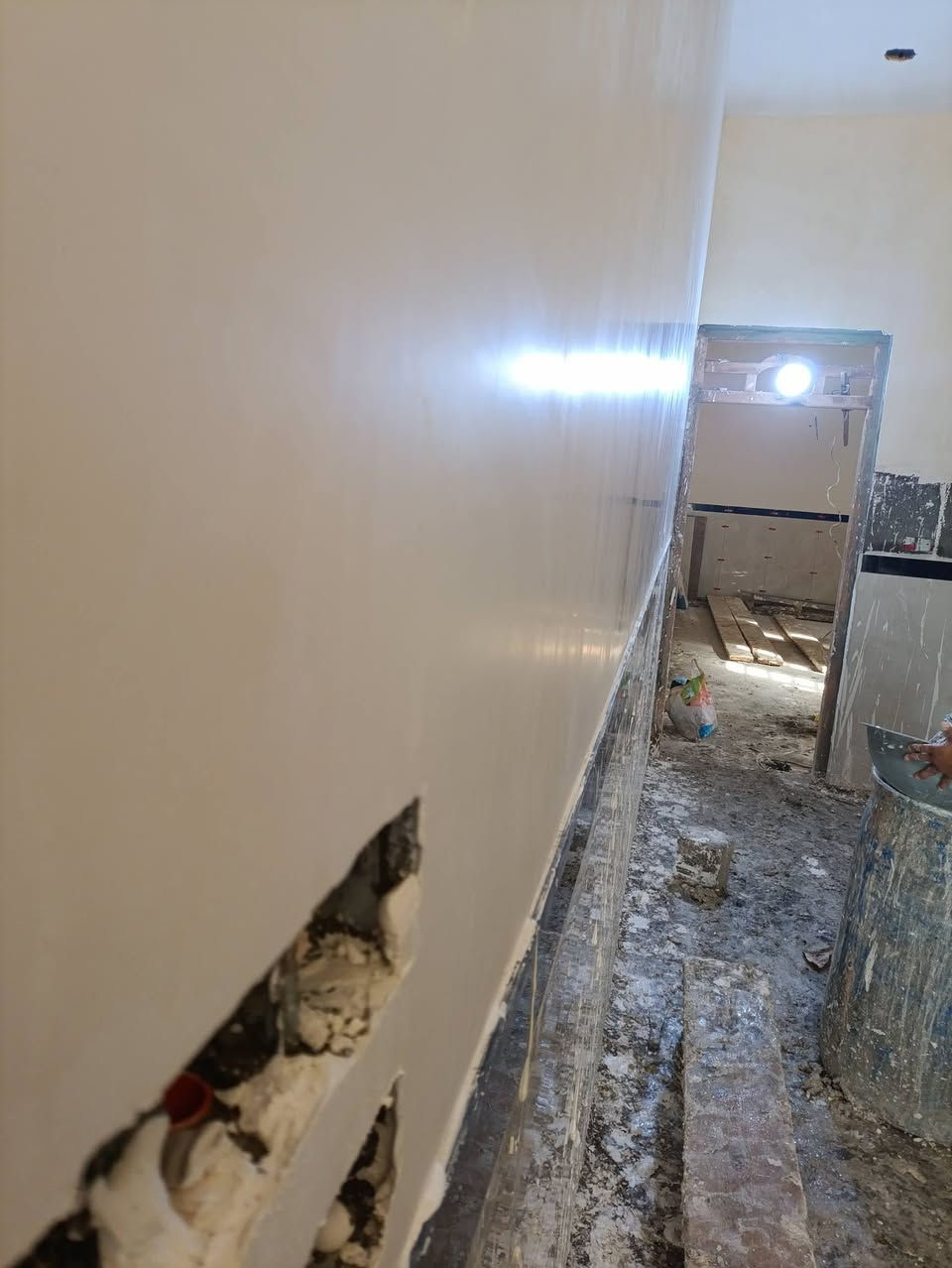 يا الله سلام عليكم
خلفه من العماره /جص/لبخ/بياض/نثر/ شغل درجة اولى متفرغ حالياً 
تواصل خاص متواجد +اتصال ***********
