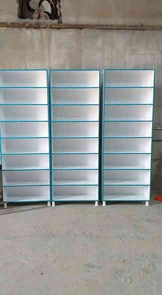 رفوف وفاترينات حسب طلب الزبون المحترم 
تتوفر عدنا عدة موديلات و ديكورات واسعار متعدده أيضاً 
فقط رفوف بدون اي اضافه سعر القطعه 100  الف .
للصحاب الاسواق و الصيدليات و المكتبات 
شغل راقي تسكام 
للطلب والاستفسار الاتصال بالرقم *********** متوفر وتساب تلكرام 
بابل المسيب نزلة اولاد مسلم مقابل دائرة كهرباء المسيب مجاور بناية الرحمن مكتب مصطفى 
يوجد توصيل لكافة محافظات العراق
