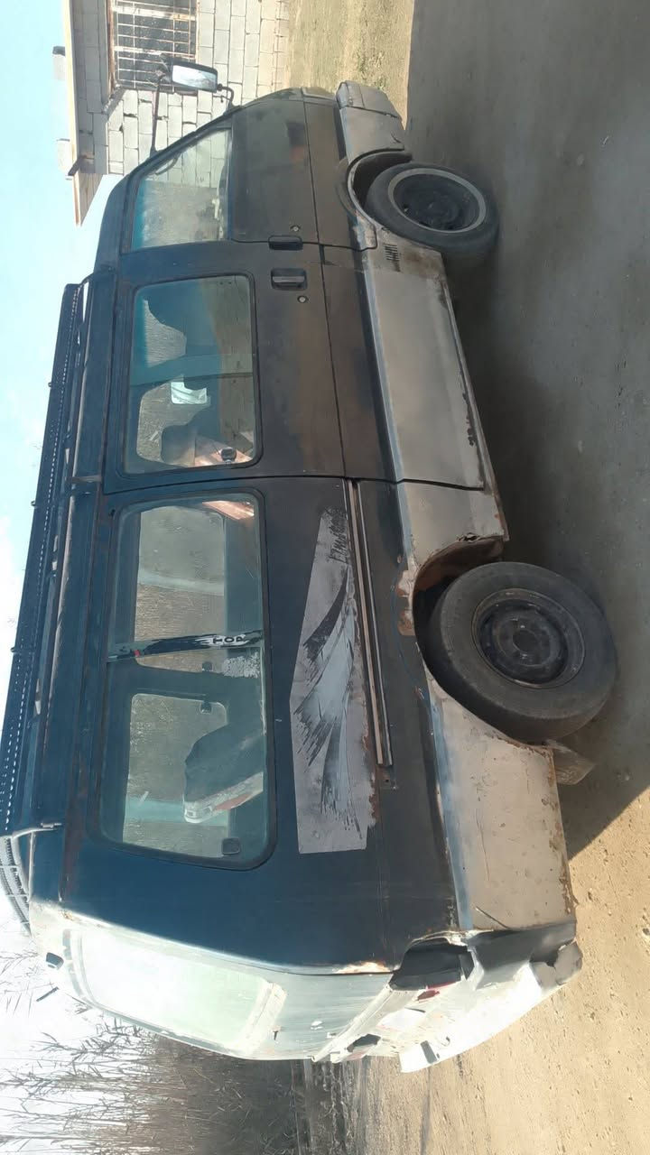 سلام عليكم كيه بسته البيع موديل 95بغداد لماني سنويه28شرط تحويل محرك وكير خير من لله شواصي ما معمره مكان صيطرت ربع طعش مدخل العبايجي سعر30وبيه مجال***********
