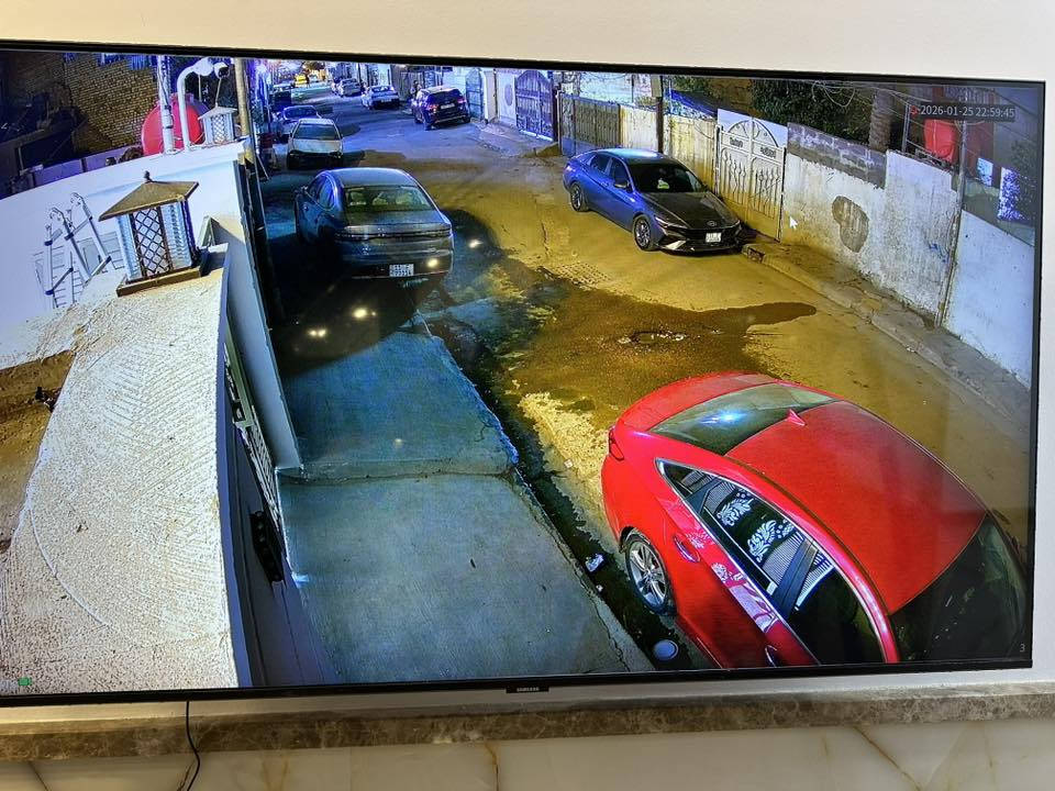 ✅ تم إنجاز تنصيب ٤ كاميرات مراقبة Dahua الأصلية
🎥 إنلوك – فول كلر – صوت وصورة
🔹 كامرتين دقة 4K (8MP)
🔹 كامرتين دقة 5MP

🔧 جميع الكيبلات تم تسليكها داخل بوري مدفون للكاميرات الخارجية وكاميرات السطح
⚡ ربط النظام على UPS ليثيوم لضمان استمرار العمل وقت انقطاع الكهرباء
📐 ترتيب وتنظيم احترافي للموقع والأسلاك

نشتغل على أساس:
✔️ جودة معدات
✔️ ترتيب هندسي
✔️ تنفيذ نظيف
✔️ نتائج تعيش وياك سنين
للاستفسار أو الحجز راسلنا خاص او اتصل ***********
#كاميرات_مراقبة
#دهوا
#Dahua
#انلوك
#فول_كلر
#4K
#تركيب_كاميرات
#كاميرات_بغداد
#بغداد
#الكرادة
#المنصور
#الاعظمية
#الشرطة
#البلديات
#حماية_البيوت
#حماية_المحا
