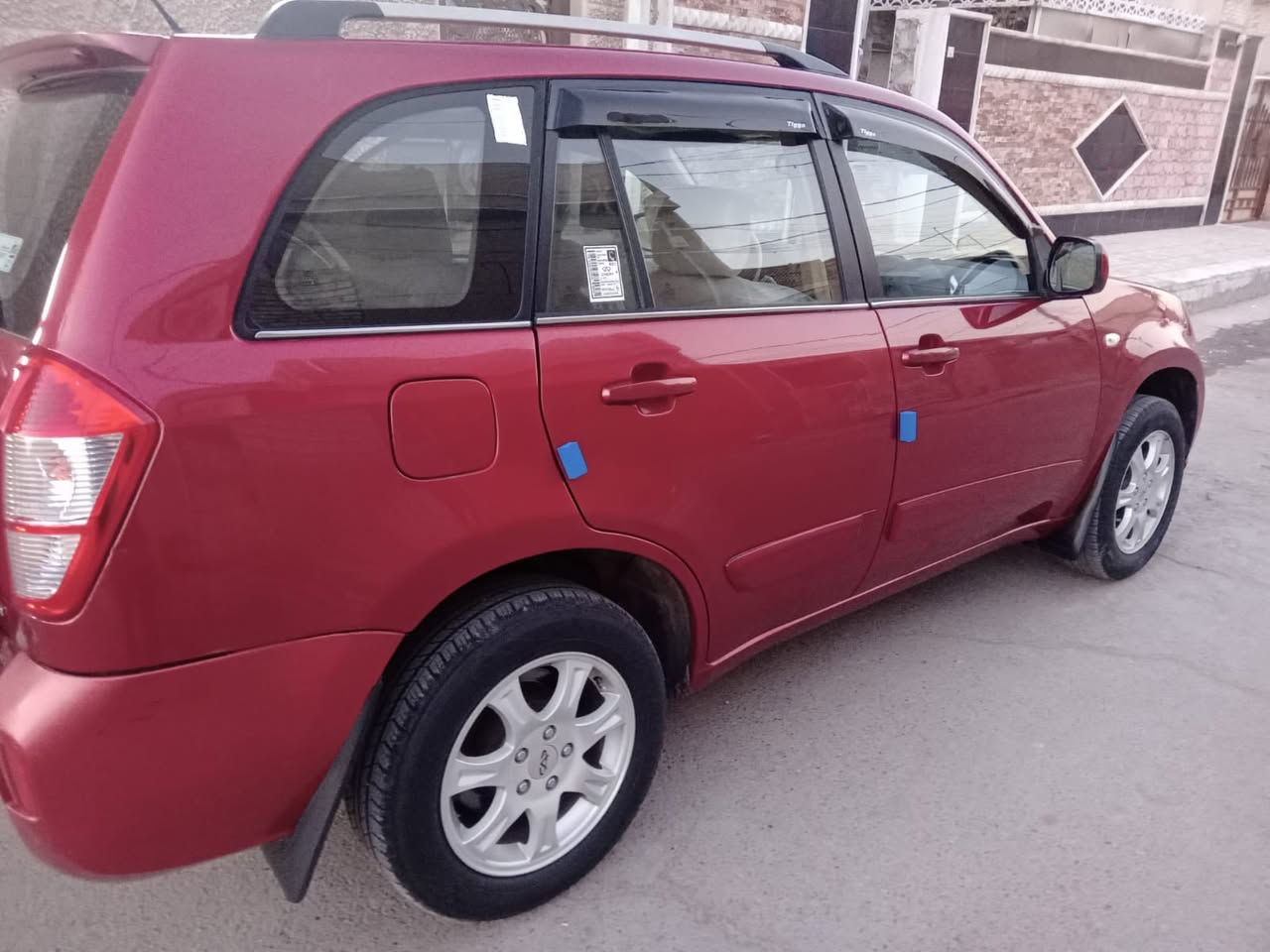 السلام عليكم تيكو 2013
سياره جديده ومكفوله من الضرر ولصبغ ولا بارد 
السعر 67 بي مجال 
مكينه كير صدر تبريد تخم تاير كوله مكفول 
بيع فقط للاستفسار ***********
