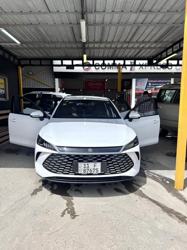 Byd qin plus 2025
كفالة عامة
ماشية 8000 قابل للزيادة 
4800 HEV 
3200 EV
بيها كابينة شحن جاهزة 
ملحقاتها موجودة شاحنة وفوم ومثلث
السعر 19,000 مليون 
المكان بغداد 
***********
