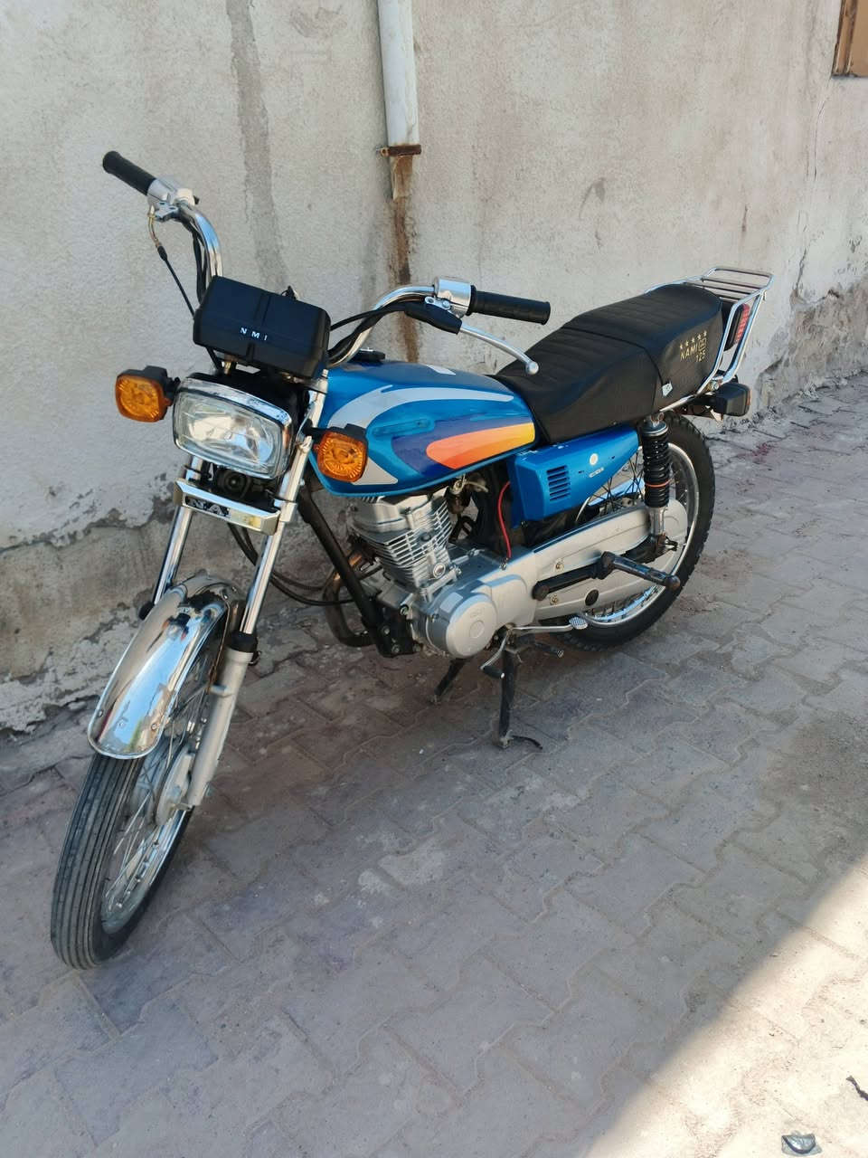 سلام عليكم شباب دراجه نامه شلامجه نضيفه كلش ادوات أسعر 550 مستعجل علا بيعتهة واتساب فقط ***********
