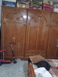 غرفه كامله • بيها مجال • للبيع