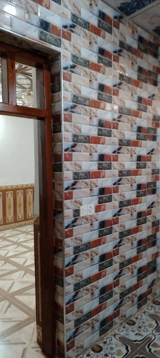 يوجد بيت للبيع
المساحة 300
غير طابو ولكن مسجل عند البلدية بسند اصولي
بيت ذو طابقين
يتكون من ثلاث غرف نوم
هول +  استقبال 
مطبخ حار وبارد
صحيات داخلية وخارجية
كراج كبير
عنوان البيت 
حديثة/  الحقلانية - منطقة البزون
السعر المطلوب 61 مليون وبي مجال رقم الاتصال ***********
