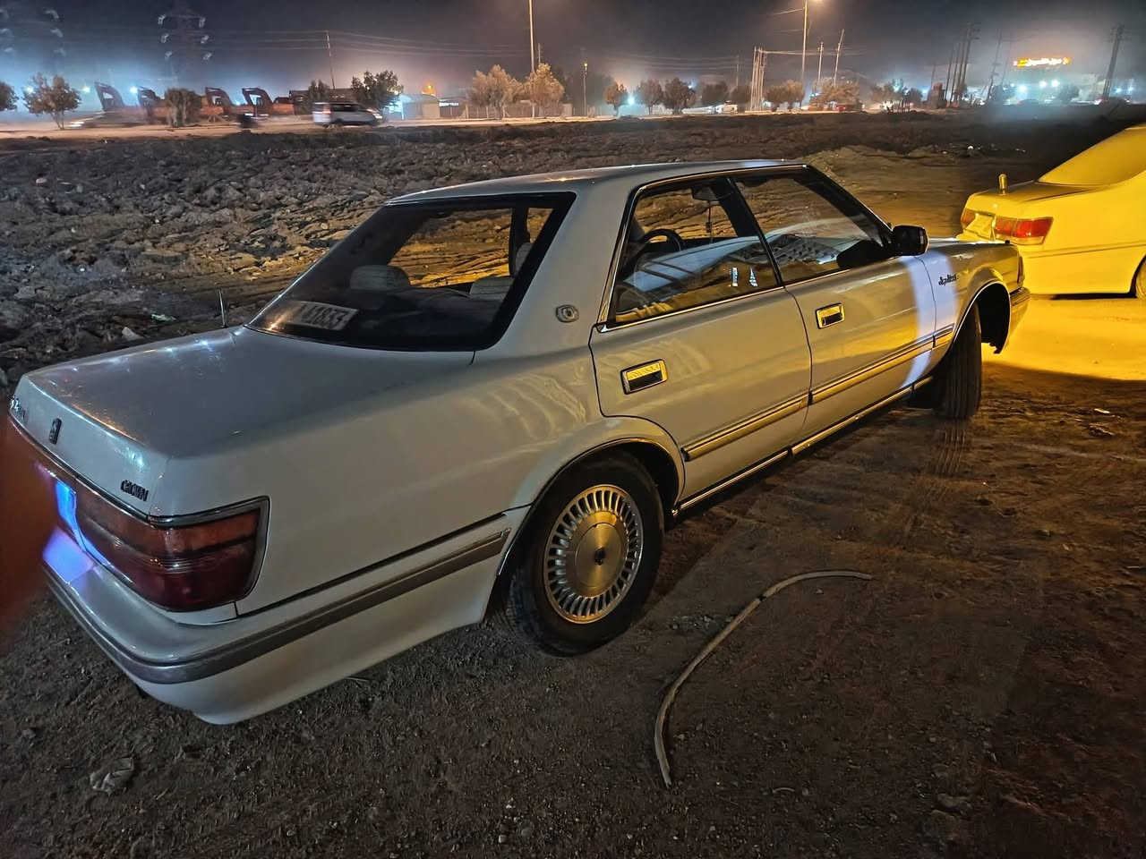 هارتوب موديل ٩٠ للبيع
يسره بلاد بلاد
مكفوله من الضربه والاصوليات
رقمهه بغداد بسمي الجديد مداور ثاني يوم
السنويه جديد 2031
تبريد قطعتين
حداديه جيده
كهربائيات شغالات
سعرهه 48 وبيه مجال 
انتصل برقم هاتف***********
