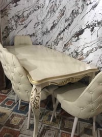 ميز • ٦ كراسي