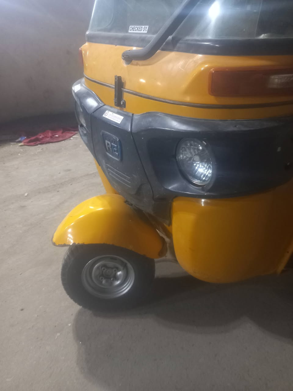 ١٨ شهر ١٨اوراق كامله اصوليه
***********
مكان بغداد مدينه الصدر
