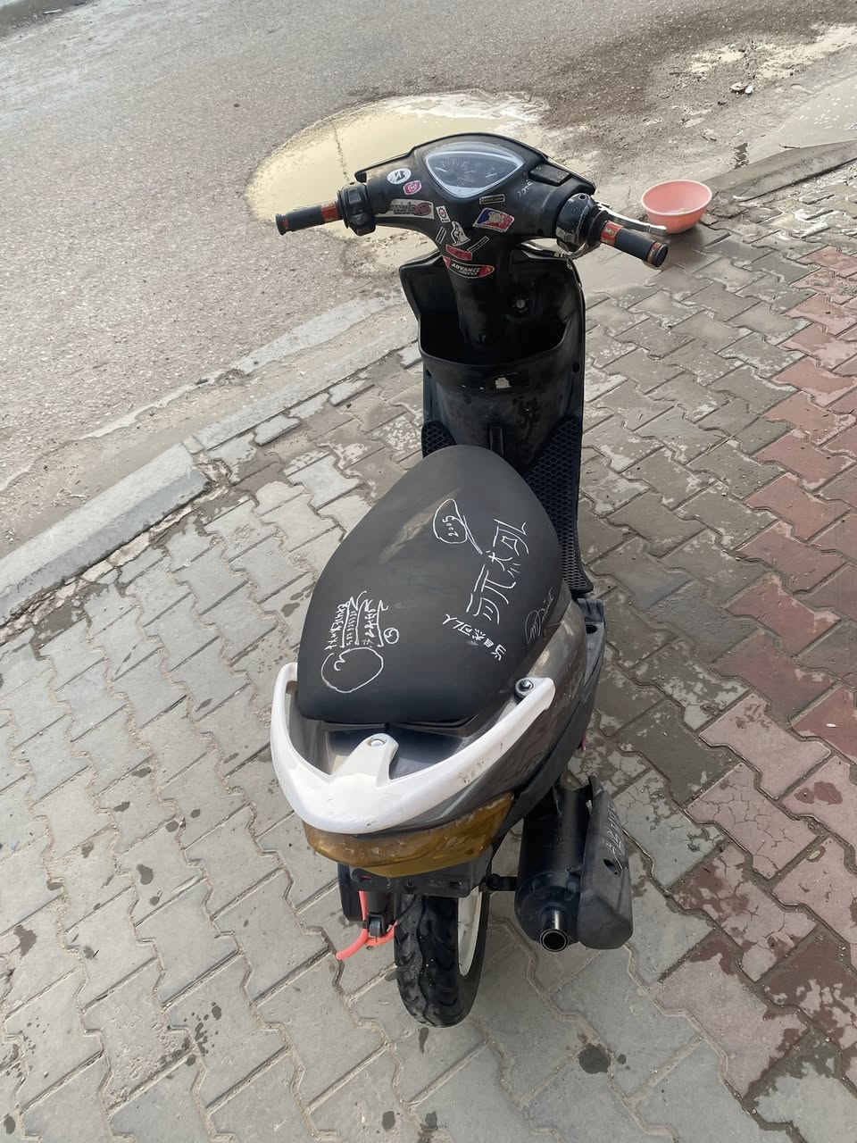 سلام عليكم ماكس عدله البيع دراجه ذابله طابوكه حاويه بلاد ٤٩غراضه مختمه بس مو ختم واحد دراجه خير من الله مكينه حلوه بيه صدر رياضي بيه يدات رياضي غراض مال حاويه سعر دراجه مال متوازي بيع مستعجل السعر ٤٥٠او بيه مجال دراجه كشي مابيه هاذ رقمي التوصل ***********
