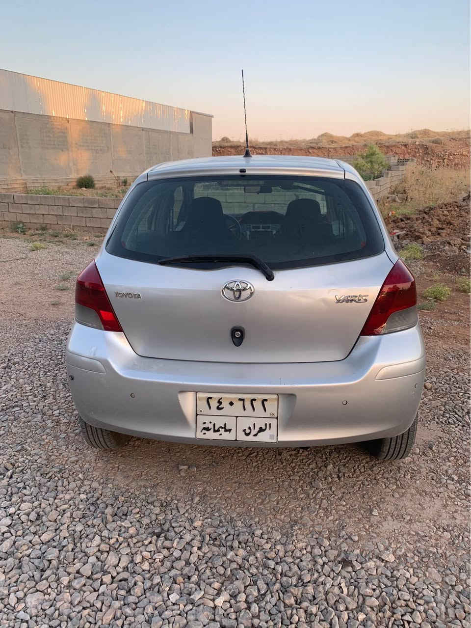 تۆیۆتا یارس ٢٠١١گێڕئۆتۆماتیك جام كارەبا ٥پارچە بۆیاغ بەبێ لێدران و دەعم سەنەوی بەسەرچووە پشت و پێشی كەپس مەكینەو گێر بەشەرتە *********** كويسينجاك, أربيل
