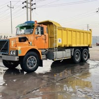 للبيع فالفو موديل 82 رقم انكليزي بسمي لل 30  تبريد شغال    مكفول كفاله...