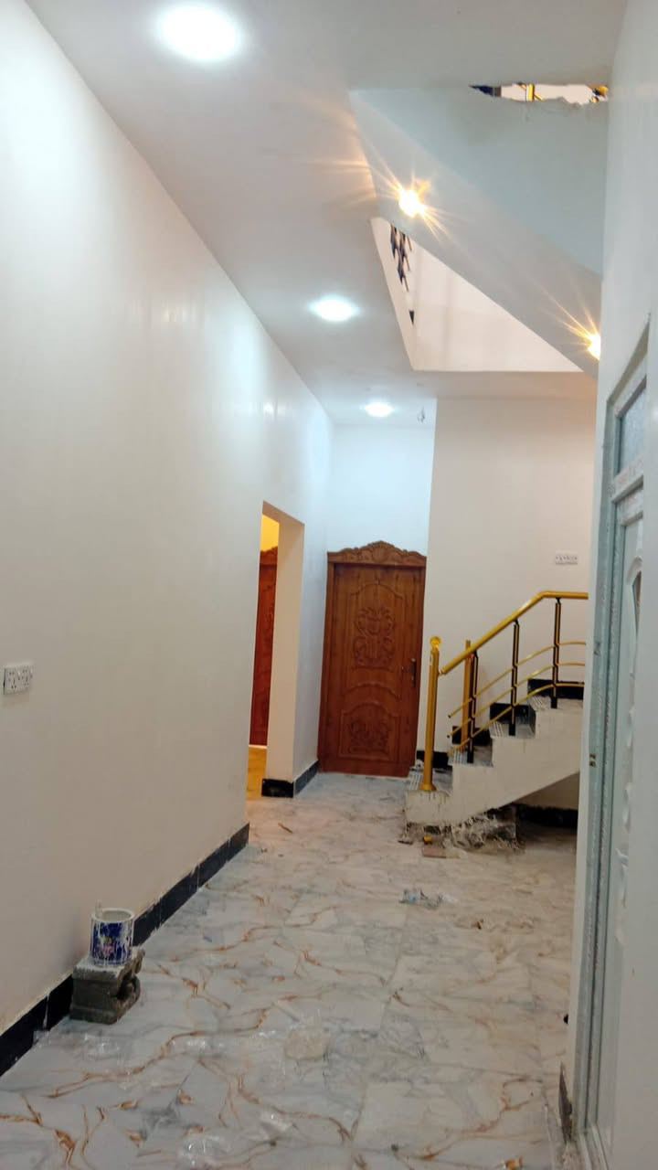 #اسعد_الله_أوقاتكم_بكل_خير ***********
دار سكن للبيع ⛪️ بسعر بلاش 
 

#مساحت كل بيت 120 متر  بناء حديث بعده بل جيس

#يحتوي البيت على غرفتين نوم 
و ديوان 
و صاله 
و مطبخ 
و صحيات داخلي و خارجي 
بيت كلش مرتب 

كافه الخدمات متوفره 

#جنس_العقار :: طابو صرف زراعي بأسم عراقي سند ٢٥ 

البيت علا شارع  10 متر وركن 🛣️

#العنوان البصره ابي الخصيب العوجه 

سعر  بيت 65 مليون  و بي مجال 
#للاستفسار الاتصال على الهاتف 📞📳
📳((***********
