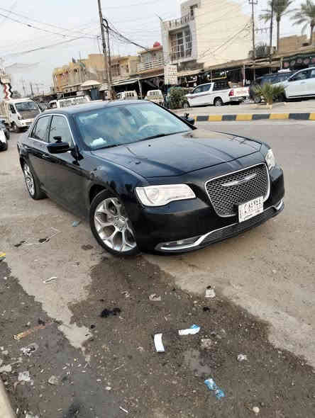 السلام عليكم ورحمة الله وبركاته للبيع اوباما 19 بغداد باسمي لون اسود كامل مواصفات  فتحت سقف تشغيل عن بعد كشنات كلها كهرباء وتدفئه وتبريد بدون حادث تقرير مياه أمطار قطره مياه ماواصلهه كهربئيات ذهب كلير فقط بالجالغين الخلف السعر 230  الاتصال*********** مشيه80 الف كيلو محرك هيمي المرغوب كير صدر مكفولات
