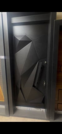 نقدّم أبواب منزلية داخلية وخارجية بتصاميم أنيقة وعصرية تجمع بين الجمال...