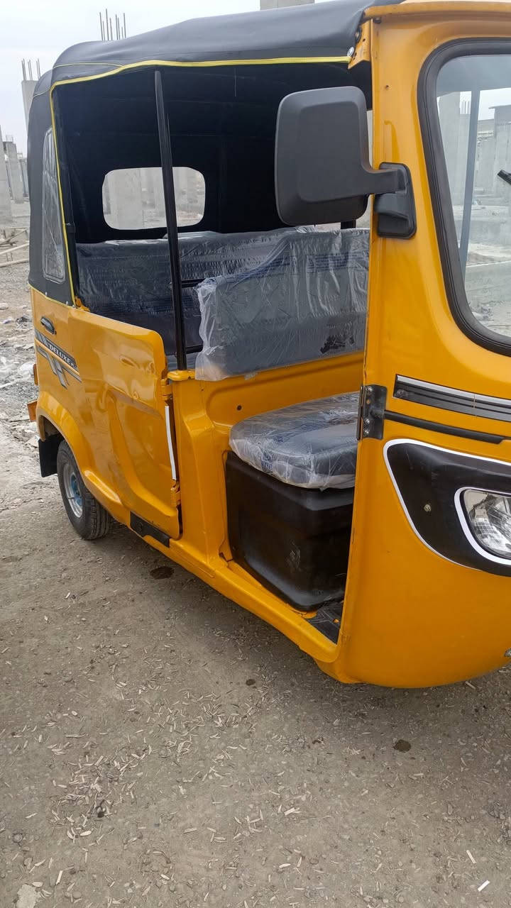 تك تك تي في اس مديل 22 كفالة منعدة  تحويل ثاي يوم لسعر 7400وبيهة مجال لطيبين مكاني بغداد حي النصر ***********
