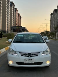 جي اثري • ٢٠١٣ • اوتو ١٨٠٠
