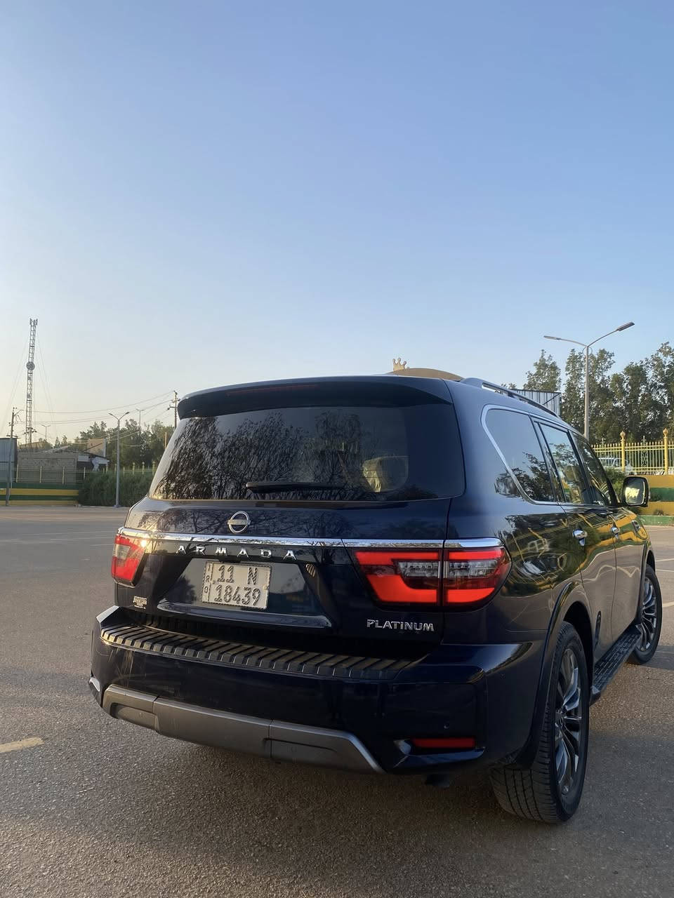 🔥 نيسان أرمادا بلاتينيوم 2024 🔥

✔️ محرك V8
✔️ أعلى فئة (Platinum)
✔️ ماشية 17 ألف فقط

المواصفات:
كاميرات 360
نظام صوت Bose بـ 13 سماعة
فتحة سقف (سلايد)
شاشات خلفية للصف الثاني
مقاعد جلد فاخرة مع التخشيب الفخم

تحكم كهربائي بالمقاعد
تبريد وتدفئة للمقاعد
رادارات ونقطة عمياء
توقف ذاتي (فرملة طوارئ)
جكات أوتو (Power Folding Third Row)
ويل بلاتينيوم 22 إنج
شاشة كبيرة مع Apple CarPlay و Android Auto

السيارة مكفولة من الصبغ والتبديل والشاصي ولغد والكير والمكينة
ملاحظة: صبغ أقل من ربع الدعامة و بارد باب خلفي فقط.
🚗 السيارة جديده ونظيفه جداً .
📍 الموقع: الحلة – مركز المدينة
📄 رقم بغداد باسمي والتحويل بنفس اليوم.
السعر 395 ورقه قابل للتفاوض 
📞 للتواصل: ***********
