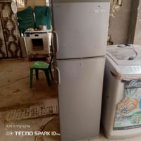 ثلاجه للبيع شرطه تجميد بلادي مال عائله صغيره 125/ 07735787405 ورشه حي ...