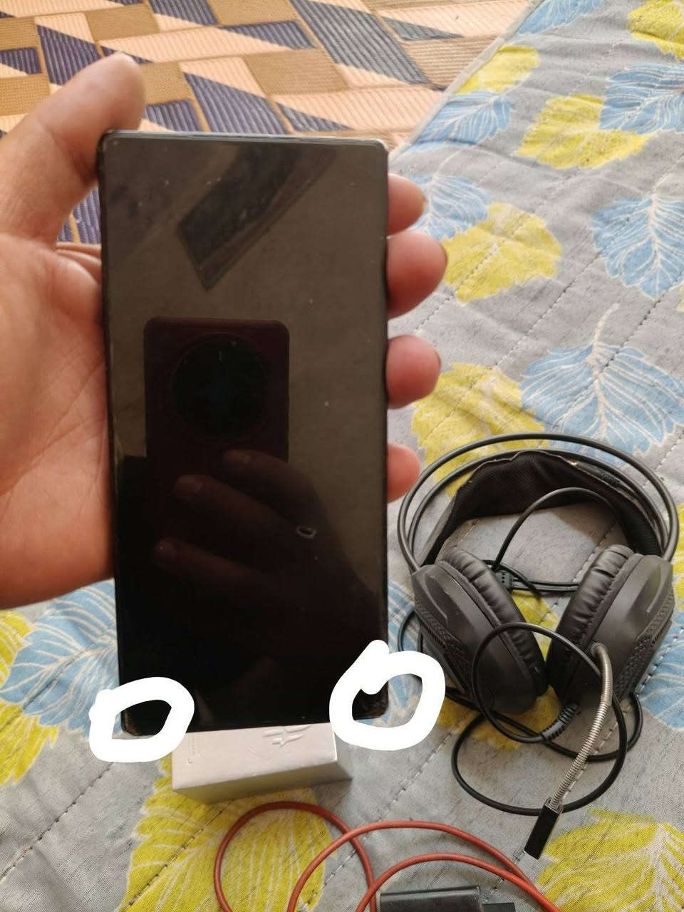 ريد مجك 9 برو فطر بل حافه مامبين وبل ضهر
 غراضه كامله+ سماعات كيمنك 💀جهاز كلشي شغال بي
 السعر 500 رجا بدون عمله من الاخير
مكاني ميسان يوجد توصيل ***********
