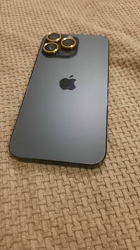 ايفون ١٤ برو ماكس مكفول من التصليح والتبديل كله على وضع الشركه بطاريه ...