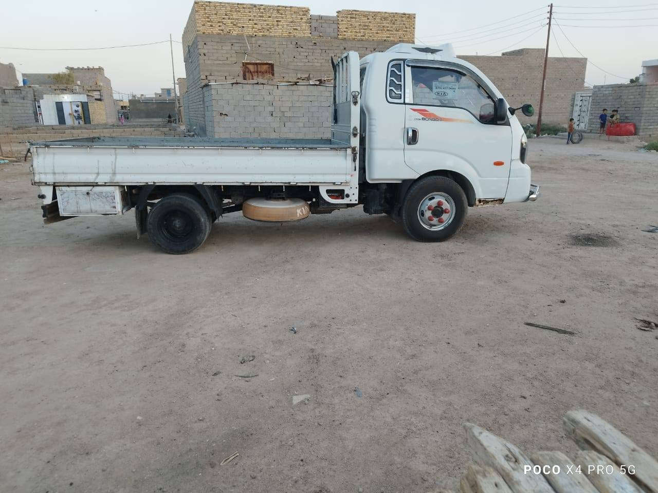 لبيع كيا فحل مكفوله مسكر موديل 16 بسمنه مكينه وكير كفاله سياره جديده رقم بصره سنويه جديد مكان بصره كرنه ***********
