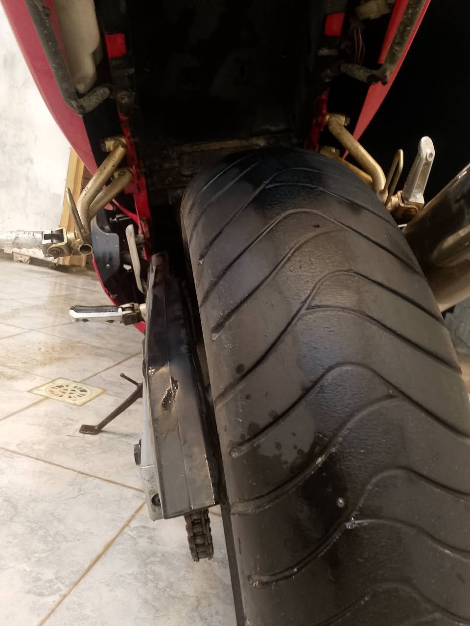 شونهم الشباب عندي RF600 مراوس دراجه متروكه بس نكرة بكل وقت حماوة ما تعده نص مكينه خرسه بلادية كدامكم نضافه تحجي مو اني الي تفيده يراسلني وانه خادم مكاني الانبار فلوجه


**إذا كنت صاحب هذا الإعلان وتريد حذفه لأي سبب، رجاءا أرسل رسالة إلى الدعم الفني**