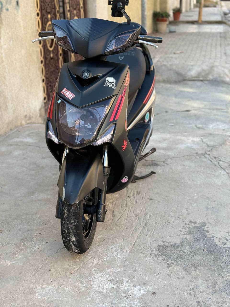 سكنس لد للبيع بلاديه كله من طول لطول ختم واحد مابيه اي نقص بيه كلجات جدد وقايش جديد عليه وتاير خلفي جديد كهربائيات كله شغاله مكينه شلعه معدل خير من الله تجي وشوف بعينك 

العنوان:بغداد حي الجهاد
الرقم:***********
السعر اتصل أو خاص متواجد 24ساعه
