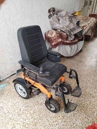 عربانة كهربائية للبيع حديثة كلشي ماناقصهة وماماشية ابد جديدة بل جيس فق...