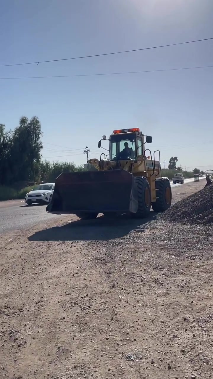 شفل كاوسكي للبيع حجم ٨٠ محرك نيسان وارد ياباني ليبر هادروليك كير ومحرك بلادي ممامفتوح تخم تاير تادفه تبريد بلادي سنويه ورقم جديد ل٣٠ مكينه جديده شركة للاستفسار الاتصال على الرقم ***********
