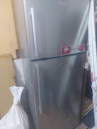 ثلاجه • جديده • حجم كبير