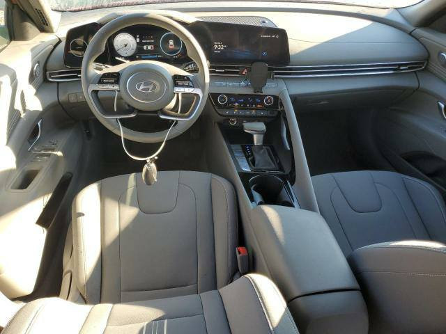 .هونداي النترا موديل 2024 
.فتحه بصمه سايد بريك بصمه 
. شاشه متصله دجتل ويلكب كروم 
. لد وزنون رادار امامي خلفي جانبي
.مكينه 2000 دوش ماشيه 8 الف
. داخل رصاصي بل كامل 
.حادث بسيط مواضح حلوه السياره
السياره حالين بعمان لاردن تريده حره او شهداء تدخل بسمك مكاني  بغداد جسر ديالى القديم  
السياره بعمان لاردن 🇯🇴 
عنوان مكتب المزاد بغداد جسر ديالى القديم شارع الخدمي العريفيه
مركز الوسام للمزادات السيارات  الوارد المريكي والكندي
