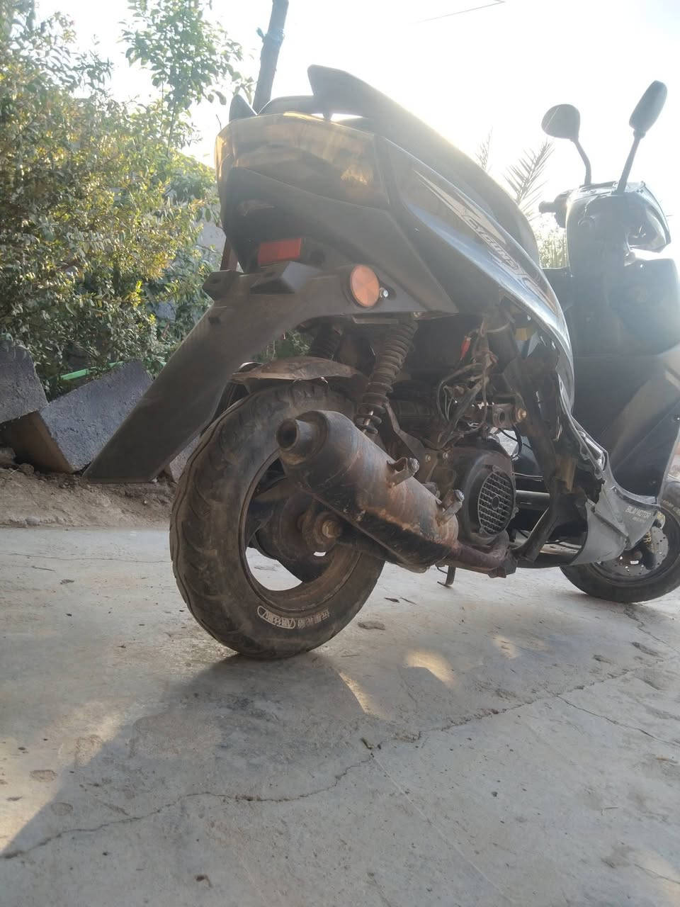 السلام عليكم دراجه سكنز موديل 23 ناقصها فقط كفر امامي  الكهربائيات مالته شغاله بس متشتغل سلف اله هندر 
السعر 200 وبيها مجال 
للاستفسار 
***********
