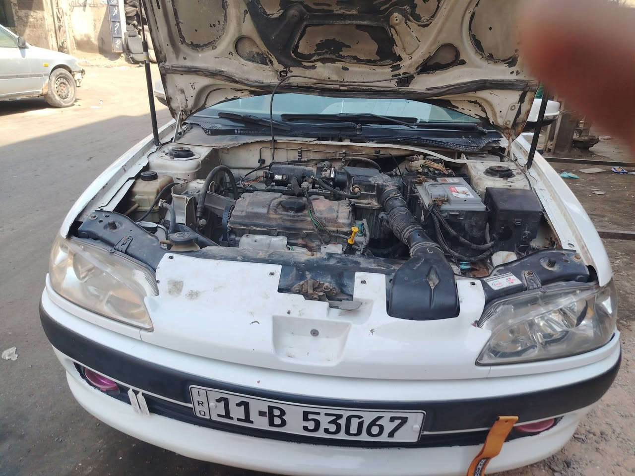 السلام عليكم بسب الوعود الكاذبه اعيد النشر  بيجو 2002 سياره بيه ضربه من كدام بس معدل مثل ماوضح بل صوره محرك بديت بخار لاستفسار اتصال ***********العنوان بغداد سعره 20وبهةمجال والشراي يتصال
