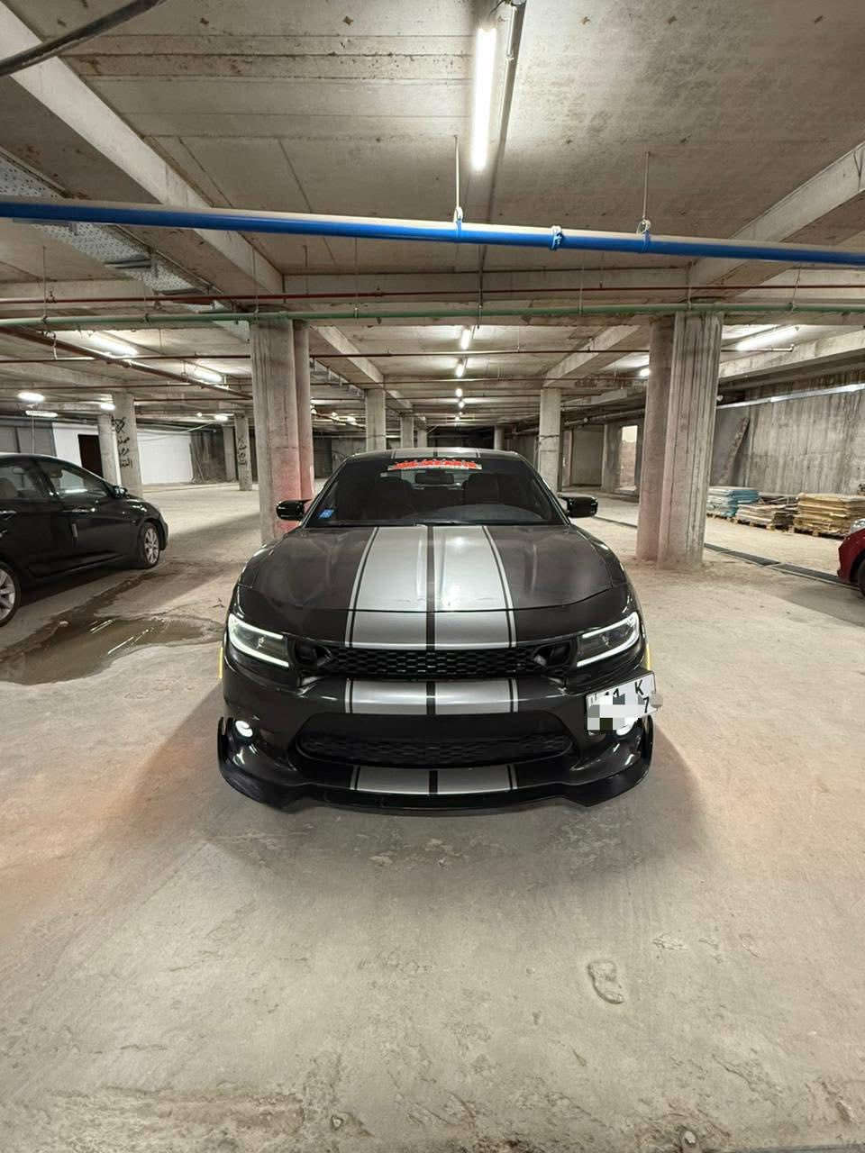 جارجر 2017 اصل sxt موصفات عادية
كير و مكينه مكفولات 
محدثه SRT
السونار موجود بالمنشور 
رقم بغداد
مكاني كربلاء 
*********** 
155 وبيه مجال
