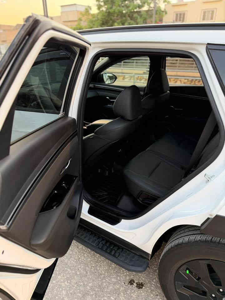 توسان 2024 
حادث فقط دعامي اماميه وشبرا بنيد 
فول موصفات XRTماعده الفتحه 
ماشيه 13
كشن كهرباء + تاتفه 
سايدبرك كهرباء 
***********
***********
