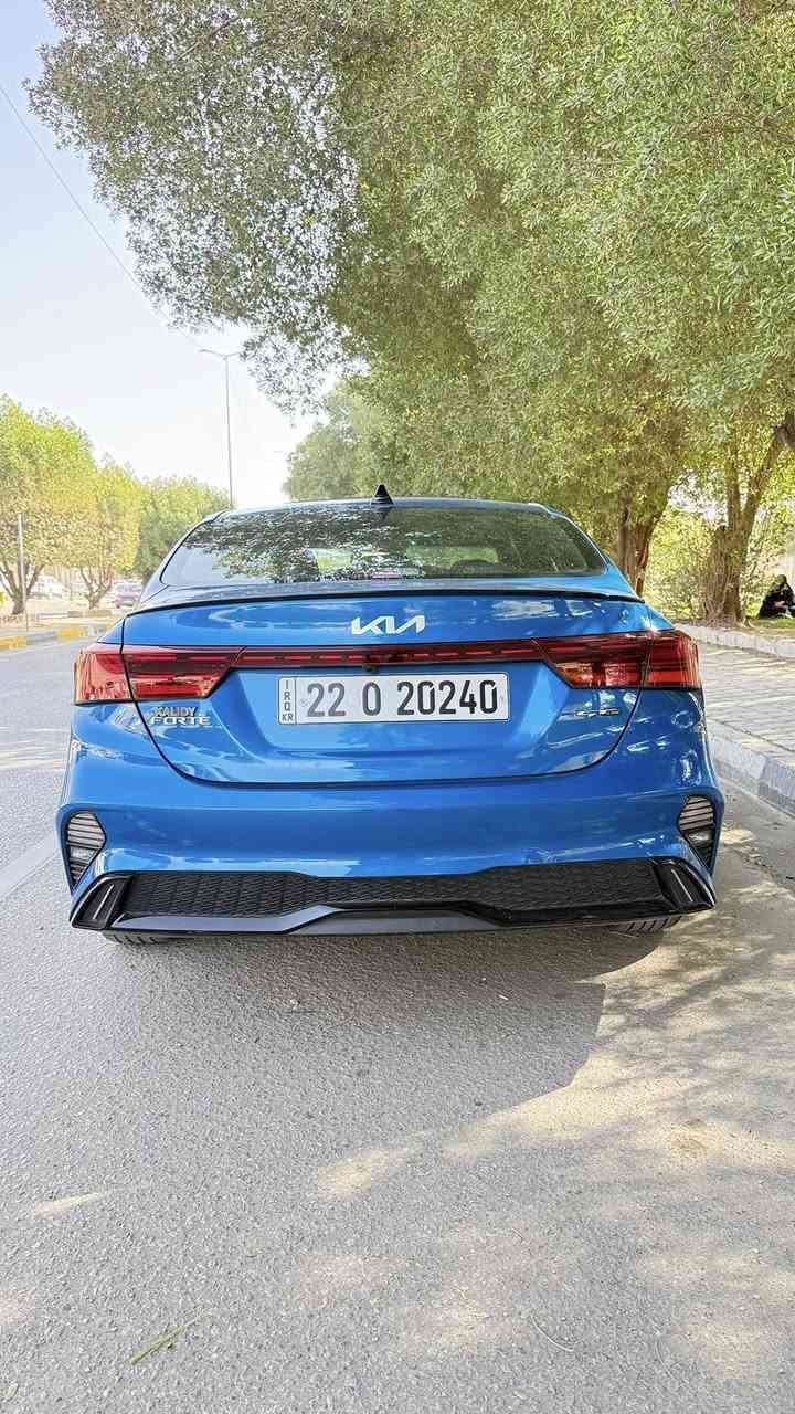 السلام عليكم 
كيا فورتي مديل 2023 GT.LINE سياره حادثه فقط بنيد دخول جديد اني مستورده سياره فول للاخير مكينه 2000دوش فتحه بصمه 
كشنات مخمل وجلد ثلاث انضمة قياده رادر سستم صوت 
هاند بريك دكمه سياره كلش هواي بيه مواصفات كامله ع اخر حبايه السعر 164وبيه مجال بسيط مكاني كربلاء 
للاستفسار ***********
