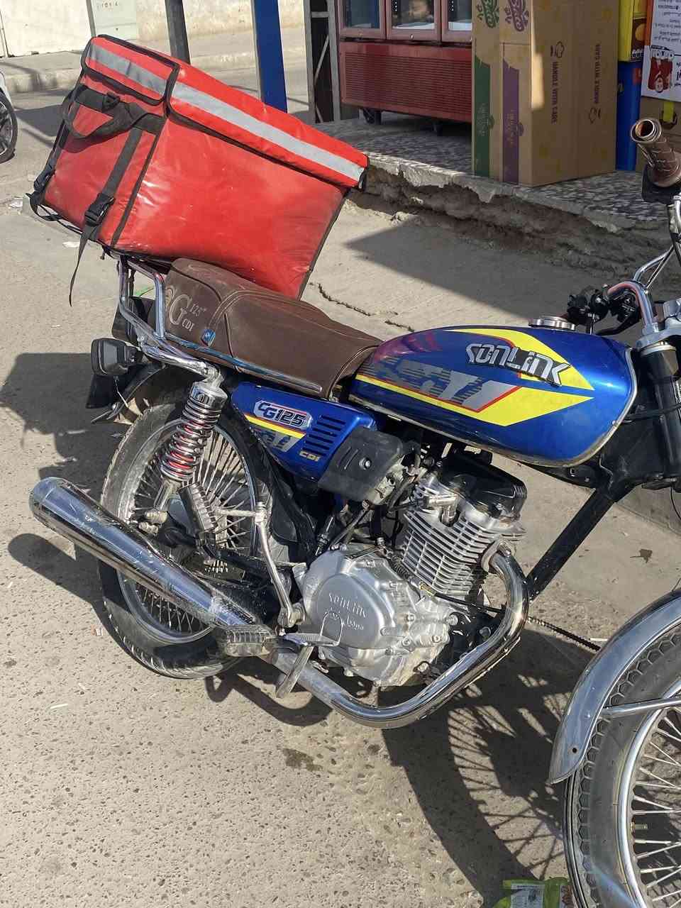 دراجة سونك جديدة ممفتوح بيها برغي مكفوله 150 سيسي شاشه بلادي بغداد ***********
