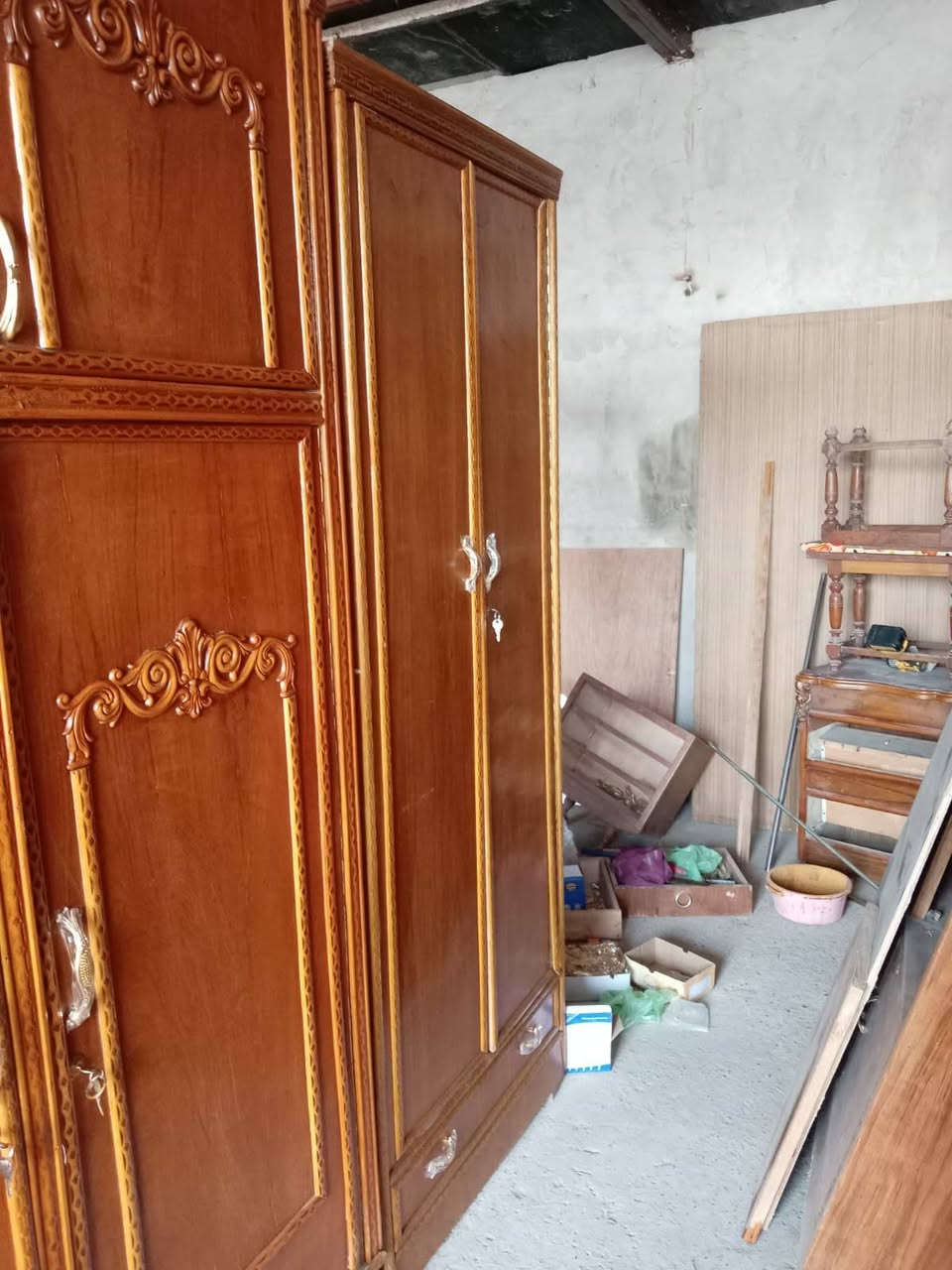 غرفه نوم صاج داخل وخارج الضهر جرجوبه اخت الجديده مرتبه سعر 650 مكان شعله اكو توصيل بغداد


**إذا كنت صاحب هذا الإعلان وتريد حذفه لأي سبب، رجاءا أرسل رسالة إلى الدعم الفني**