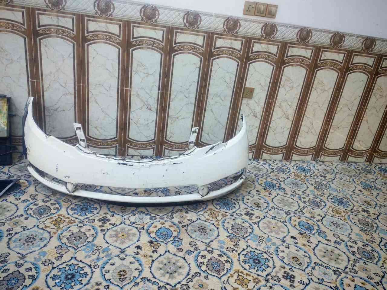 عندي ذني الغراض قيم واخذ موديل ٢٠١٢
***********
