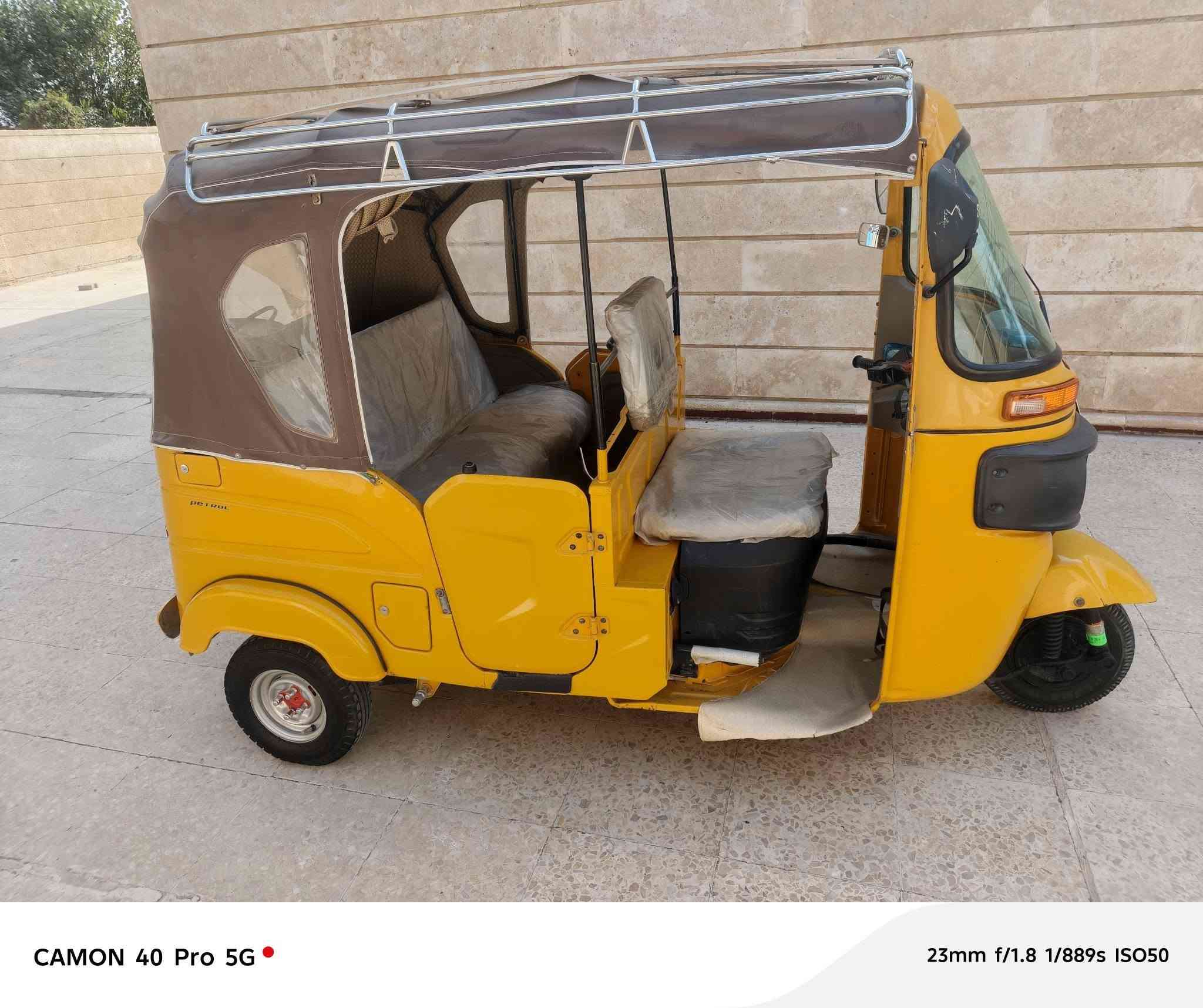 سلام عليكم تك تكاتك البيع موديل واحد وعشرين شهر ١١
الكشر مكفولة  ولا ماكين مفتوحة تجفيت شركه مكان قضاء رفاعي أن تصل تحويل ثاني يوم رقم سنويه  ***********
