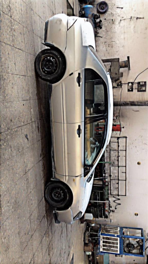 لەنسەر مەکینە گەورەی 2010 رەقەم و سەنەوی نوییە تا 2027 سەیارەکە سبوخ عامە گیر و مەکینە دەحامی لۆ دەحامی بەشەرت موەسەفات شاشە ئایپاتە مەکینە گەورەیە سەیارەکە سیستەمی غازی ایتالی باشەکەی لۆ بەسترایە 
نرخ 60 گەلەو  مەجال
ژ٫ موبایل 
***********
شوین هەولێر أربيل, العراق
